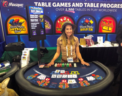 नीचे पकड़ो उन्हें