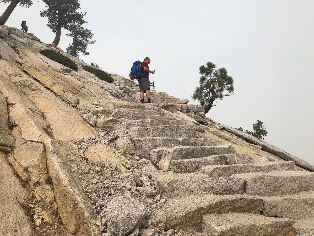 उपगुंबद - अर्धगुंबद