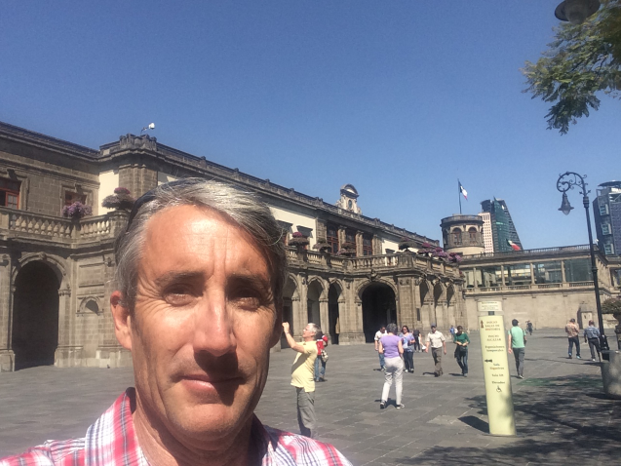 ग्वाडालूप की हमारी लेडी के बेसिलिका में जादूगर