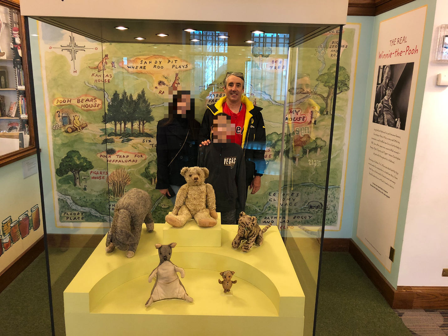 मूल विनी द पूह खिलौने