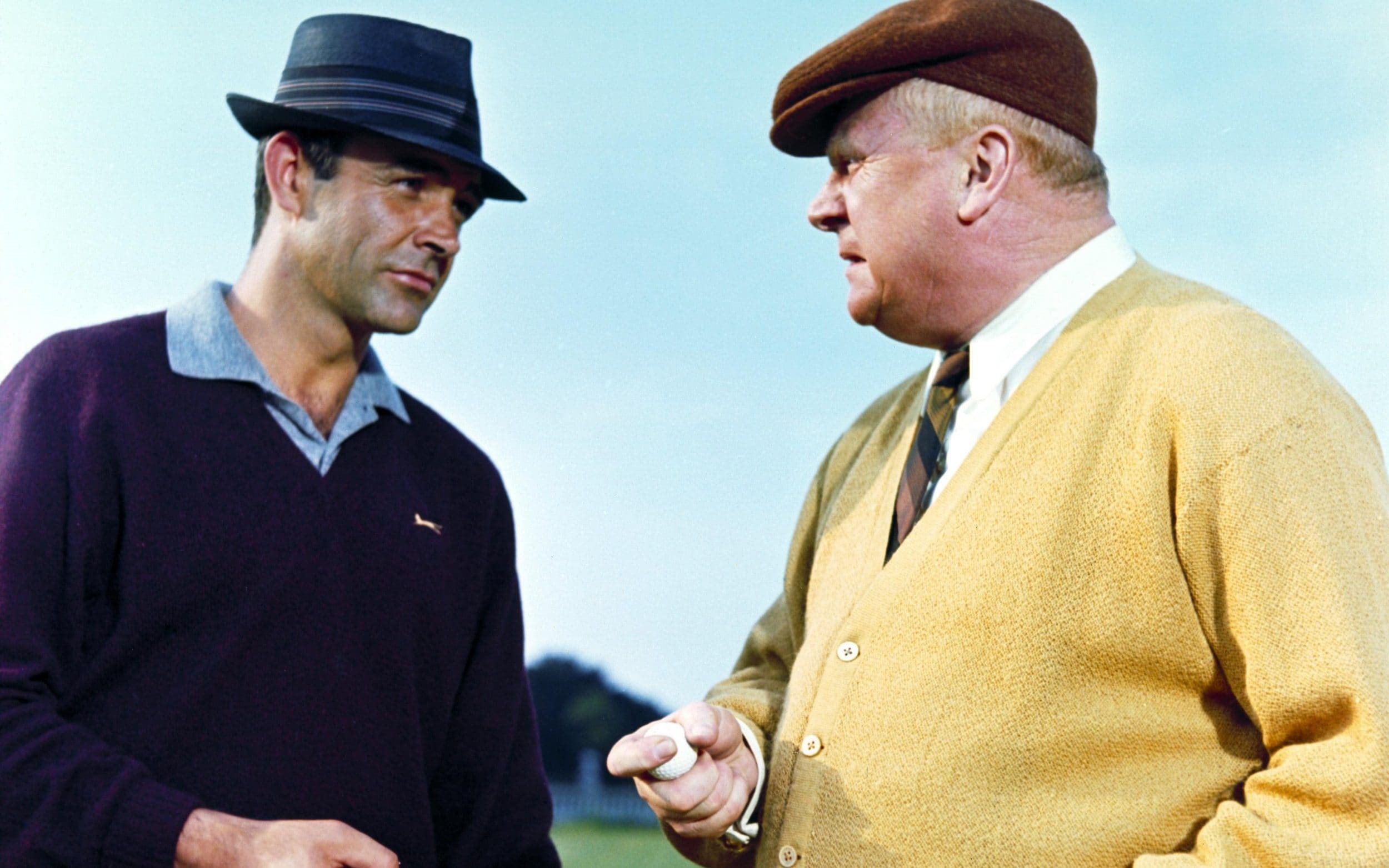 जेम्स बॉन्ड ने रॉयल सेंट जॉर्ज गोल्डफिंगर पर विजय प्राप्त की