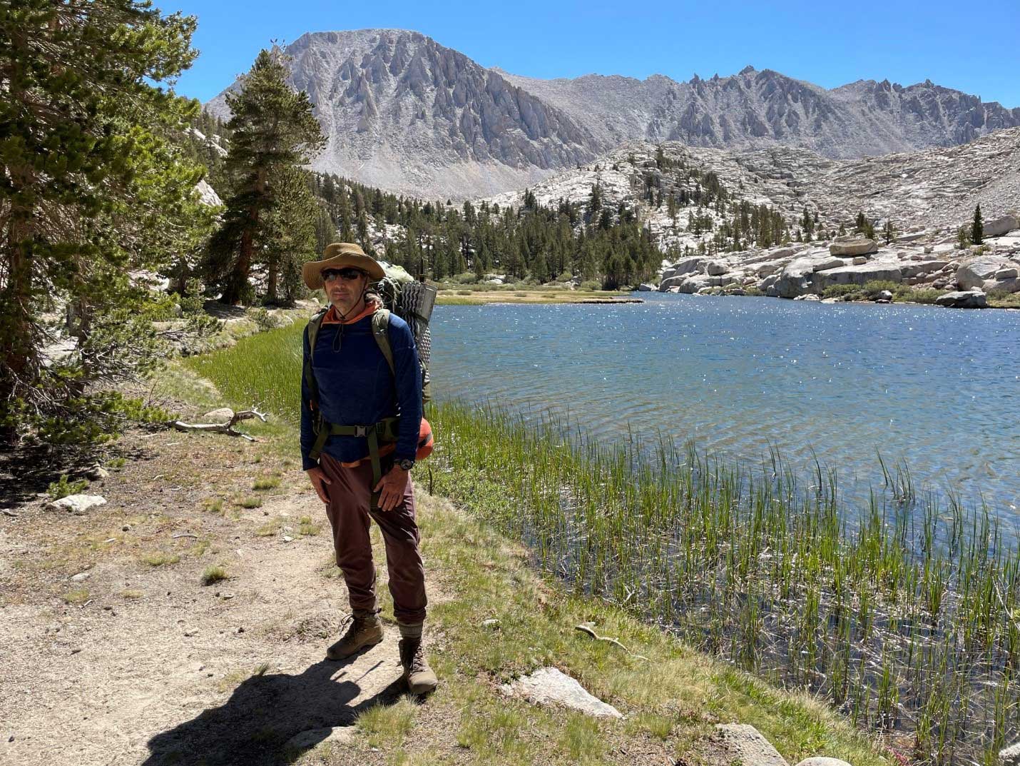 पहाड़ी झील