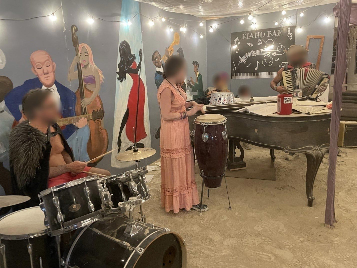 पियानो बार