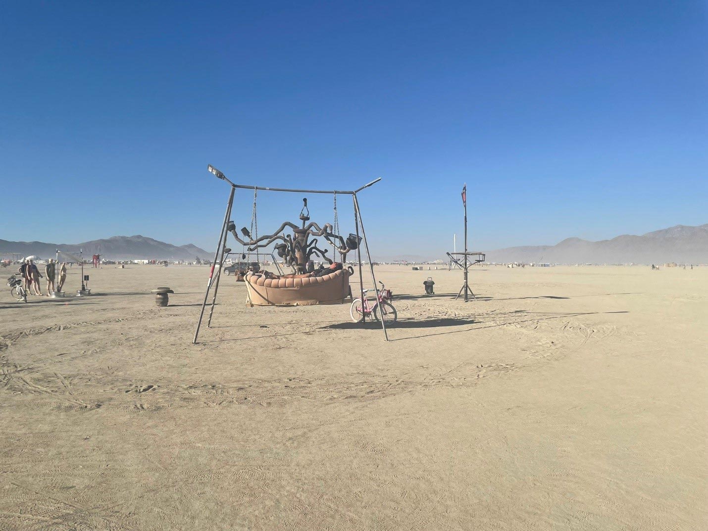 आग उगलने वाला पेड़