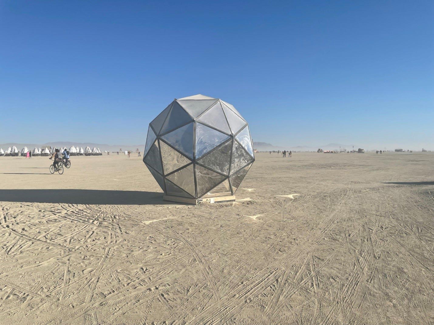 भूगणितीय गुंबदों