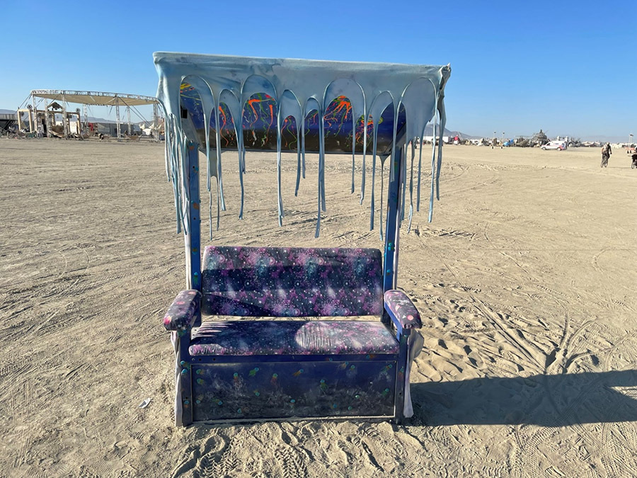 बैंगनी सीट